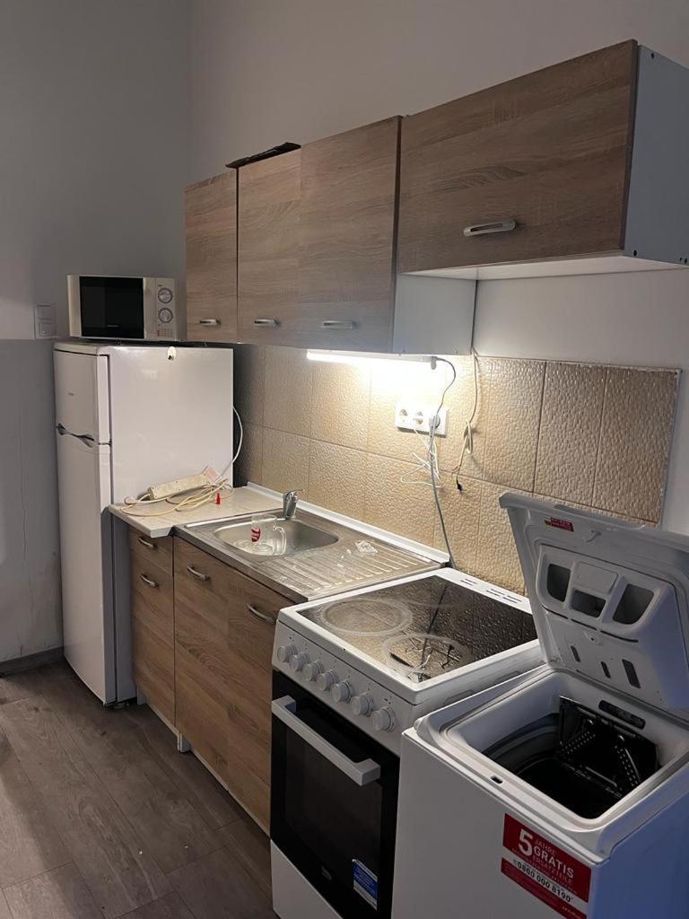 Fantomas*** N3 City Center Apartments 2 Bedroom + Living Room Apartment Szombathely Exterior photo